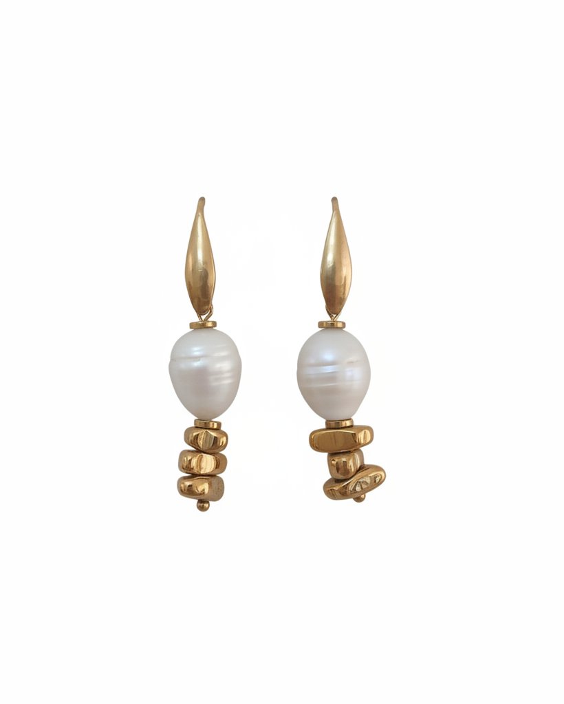 Brincos Ortígia dourado com fundo branco