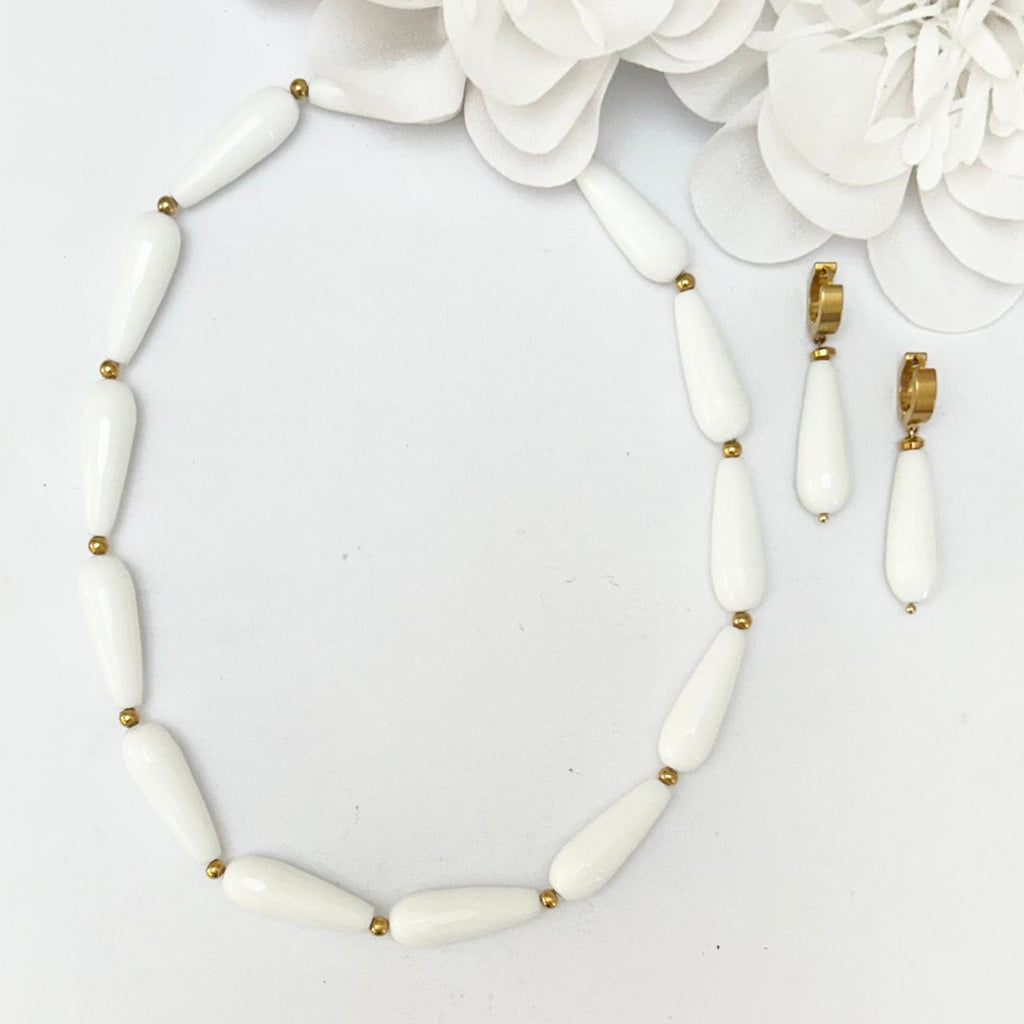 Colar Lux Ônix Branco Gota Facetada