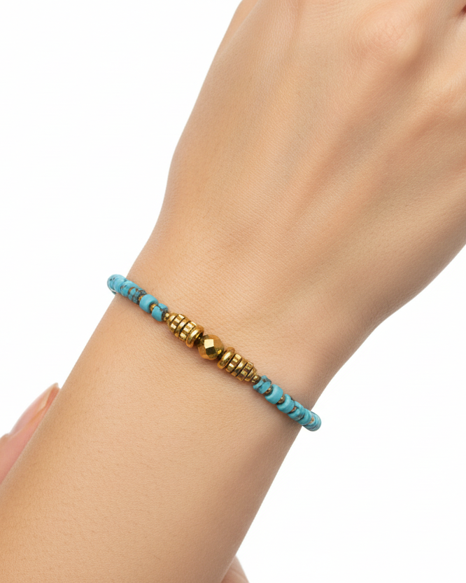 Pulseira turquesa em modelo